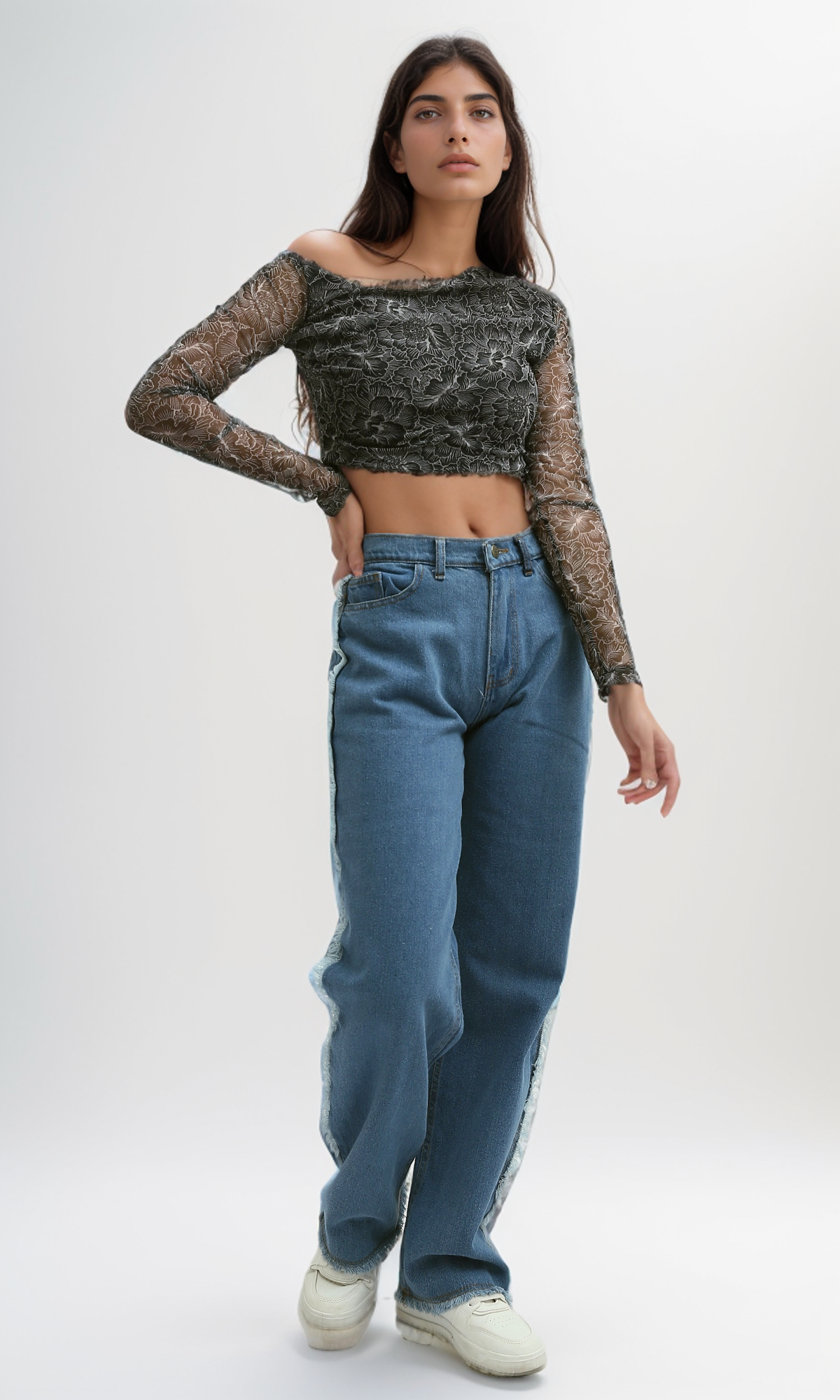 O191899 Black And White Chiffon Top Round Neck