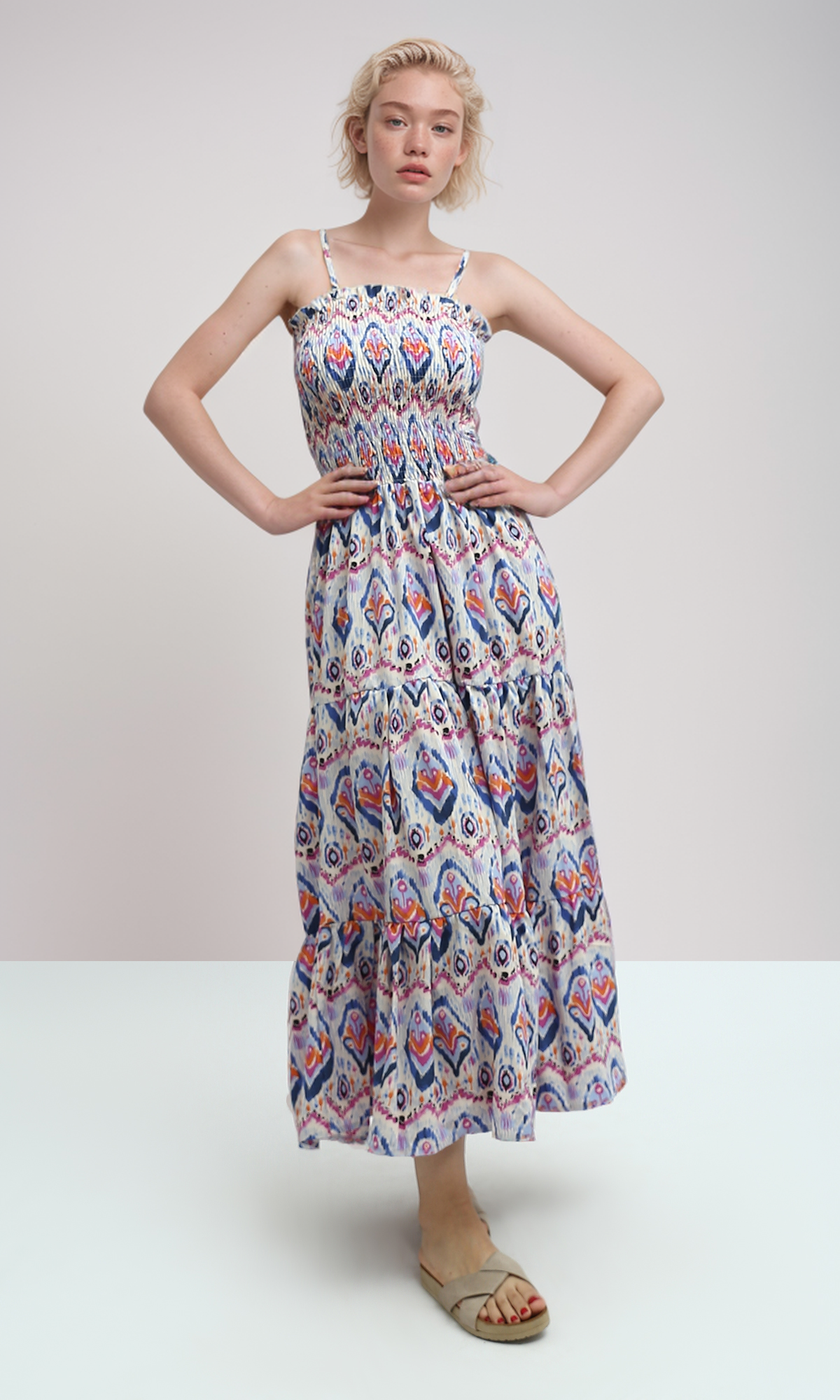 O192254 Summer Maxi Dress With Colorful Pattrned