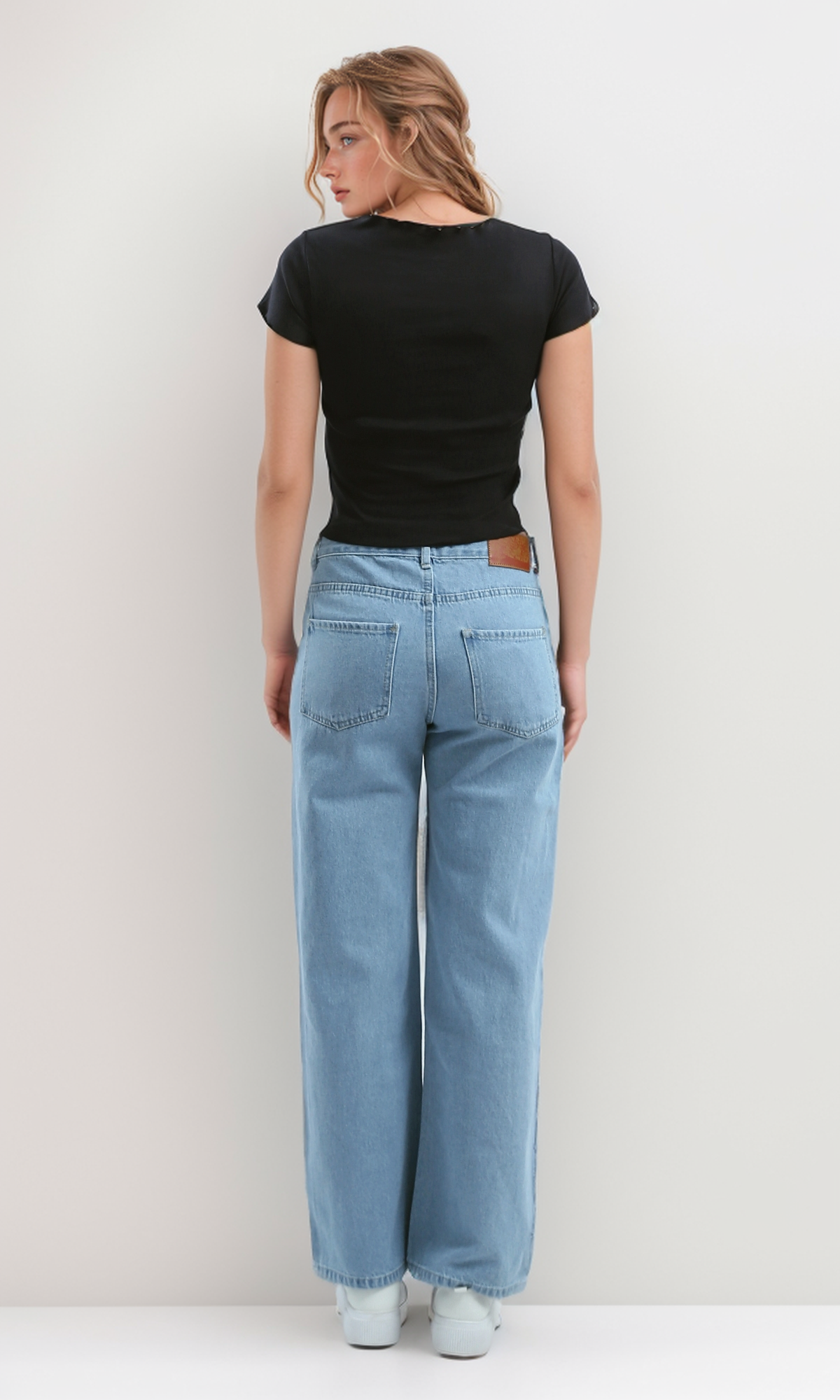 o192294-women-short-sleeve-t-shirt