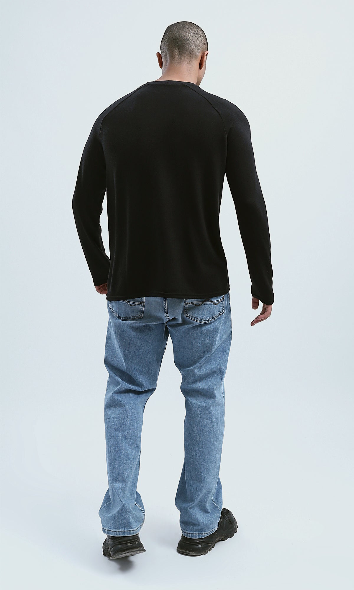 O192316 Black Long Sleeves Slip On Tee With Crew Neck