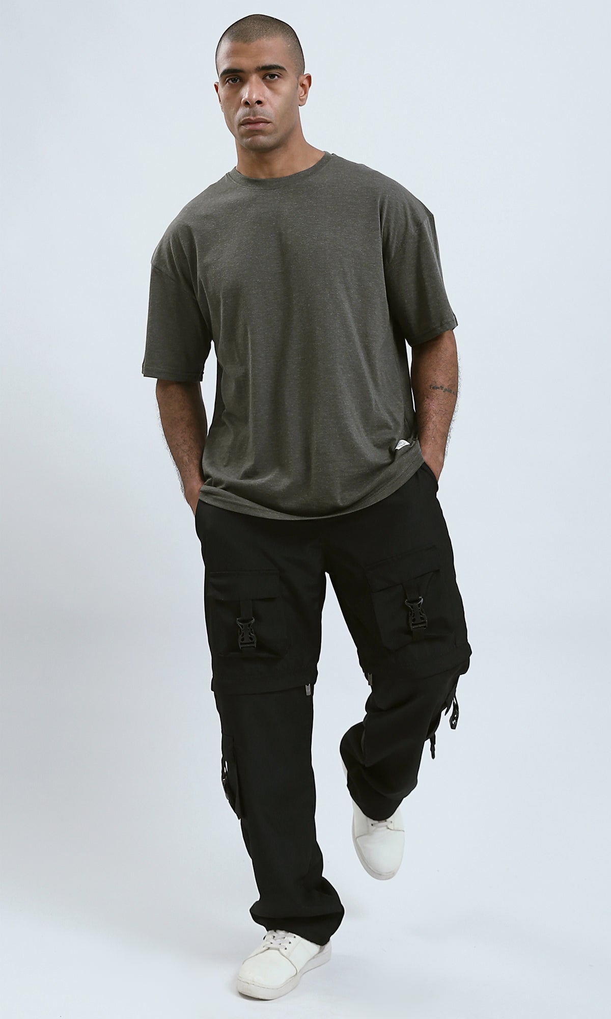 O192450 - Round Neck Heather Dark Khaki Slip On Tee