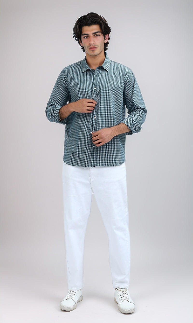 قميص منقوش بأكمام طويلة أخضر وأبيض