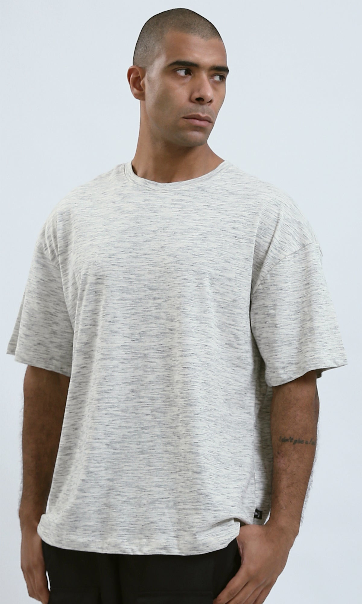 O192548 - Heather Off-White Relaxed Fit Tee with Elbow-Sleeves
