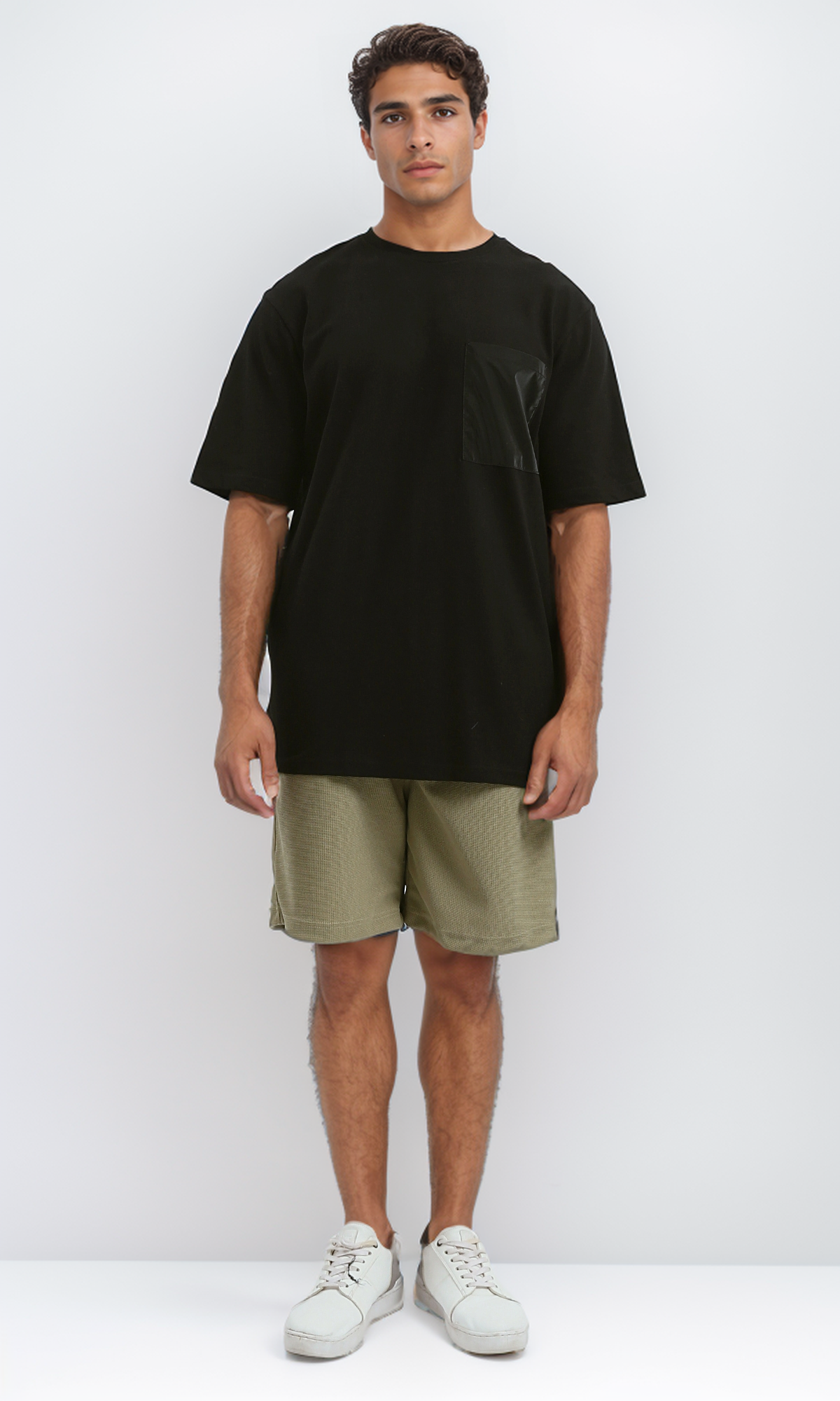 O192555 Solid Black Loose Tee With Front Pocket