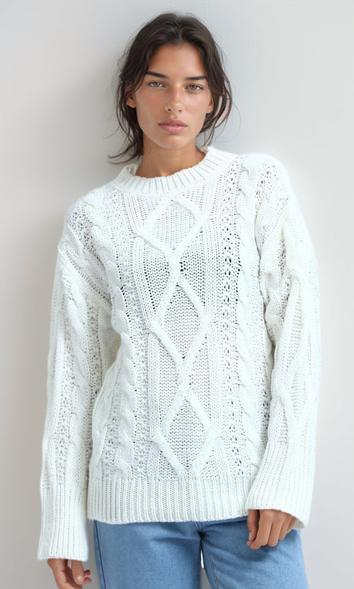 Pristine Cable-Knit Oversized Pullover - O192851