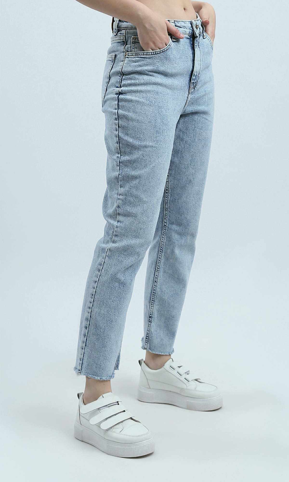 O194976 Bottoms Ripped Mom-Fit Standard Sky Blue Jeans