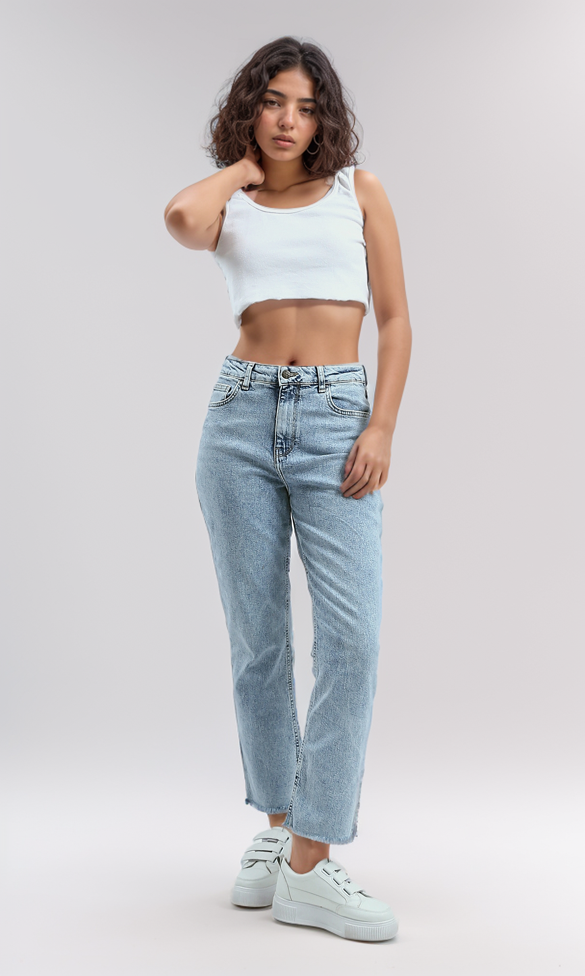 O194976 Bottoms Ripped Mom-Fit Standard Sky Blue Jeans