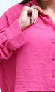 O197605 - Basic Long Sleeves Buttoned Cropped Fushia Shirt