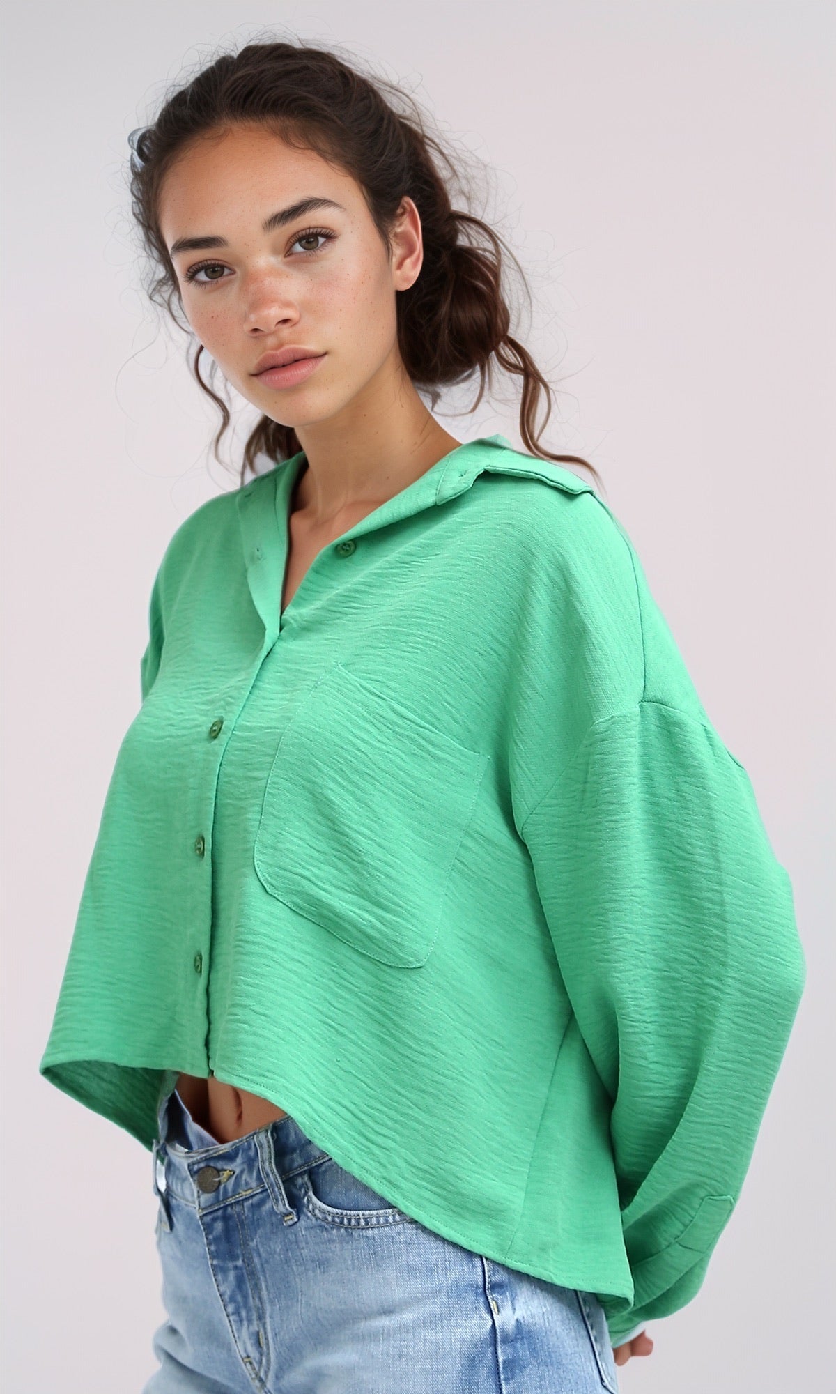 O197606 Side Patched Pocket Regular Fit Green Cropped Shirt