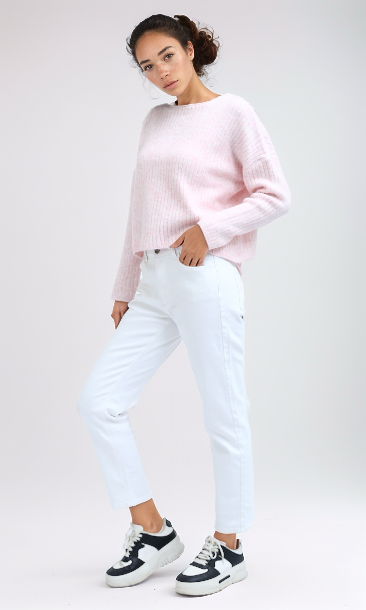 O197706 Knit Ribbed Round Pullover Relaxed Fit