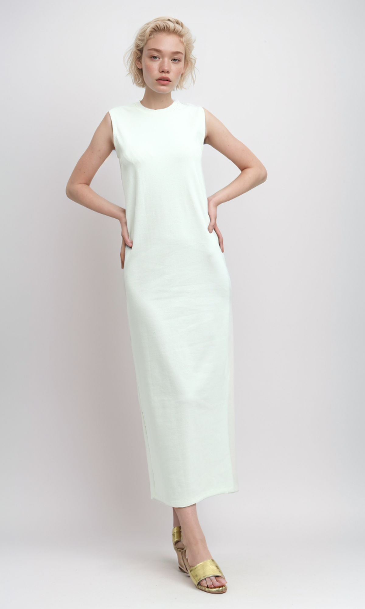 O197711 Sleeveless Solid Summer Midi Dress - White