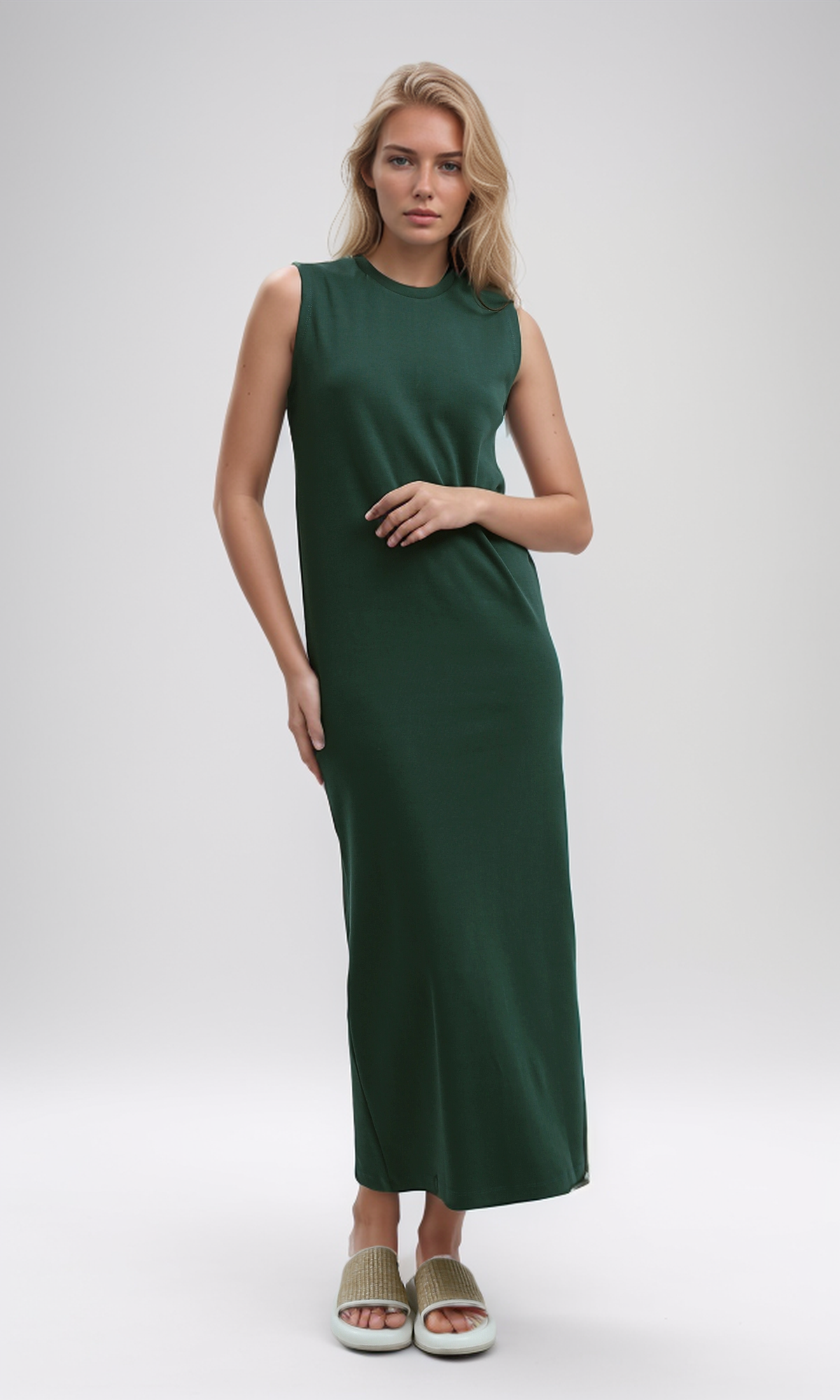 O197713 Sleeveless Solid Feminine Midi Dress - Dark Green