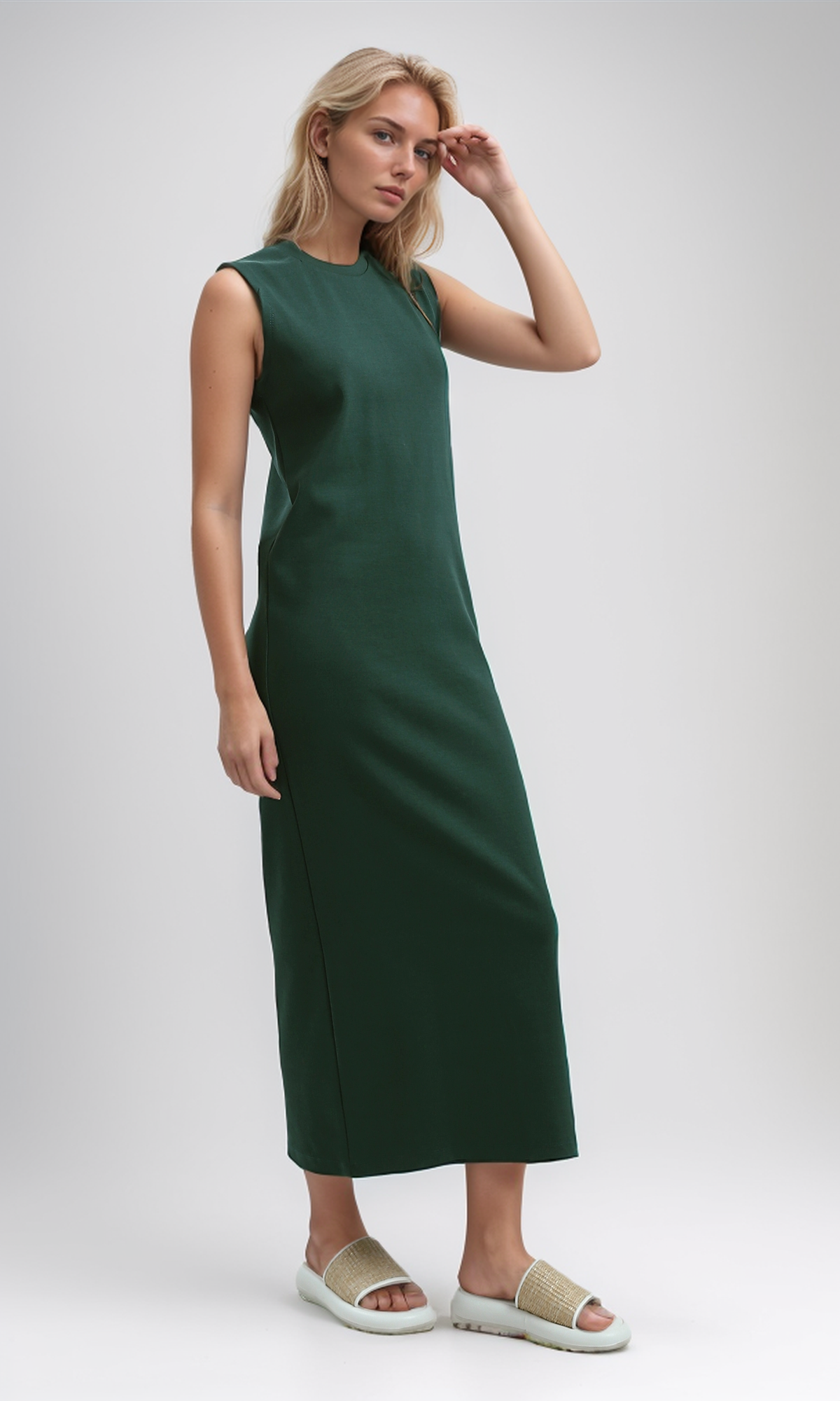 O197713 Sleeveless Solid Feminine Midi Dress - Dark Green