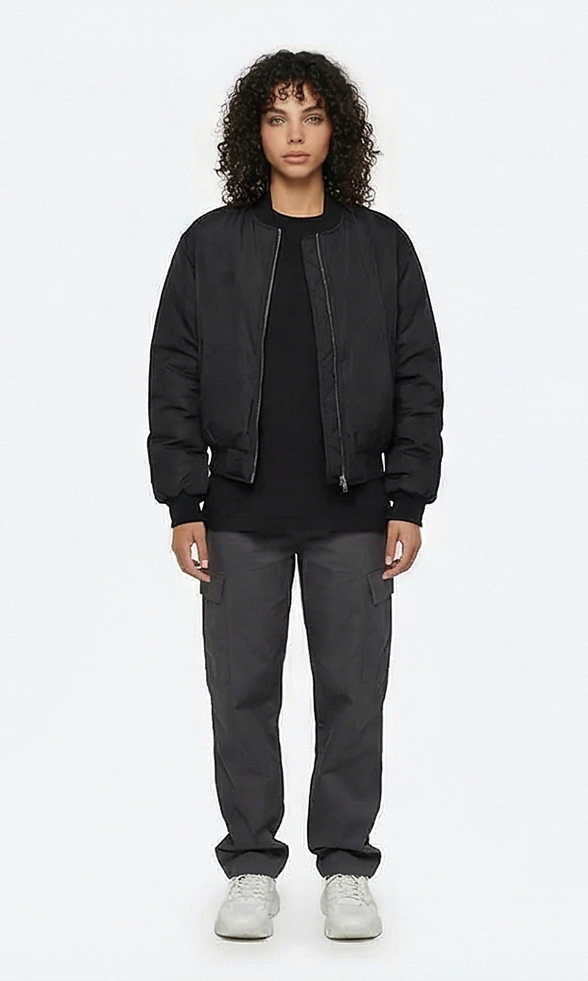 O197945-W24W309-BLACK (WJK)