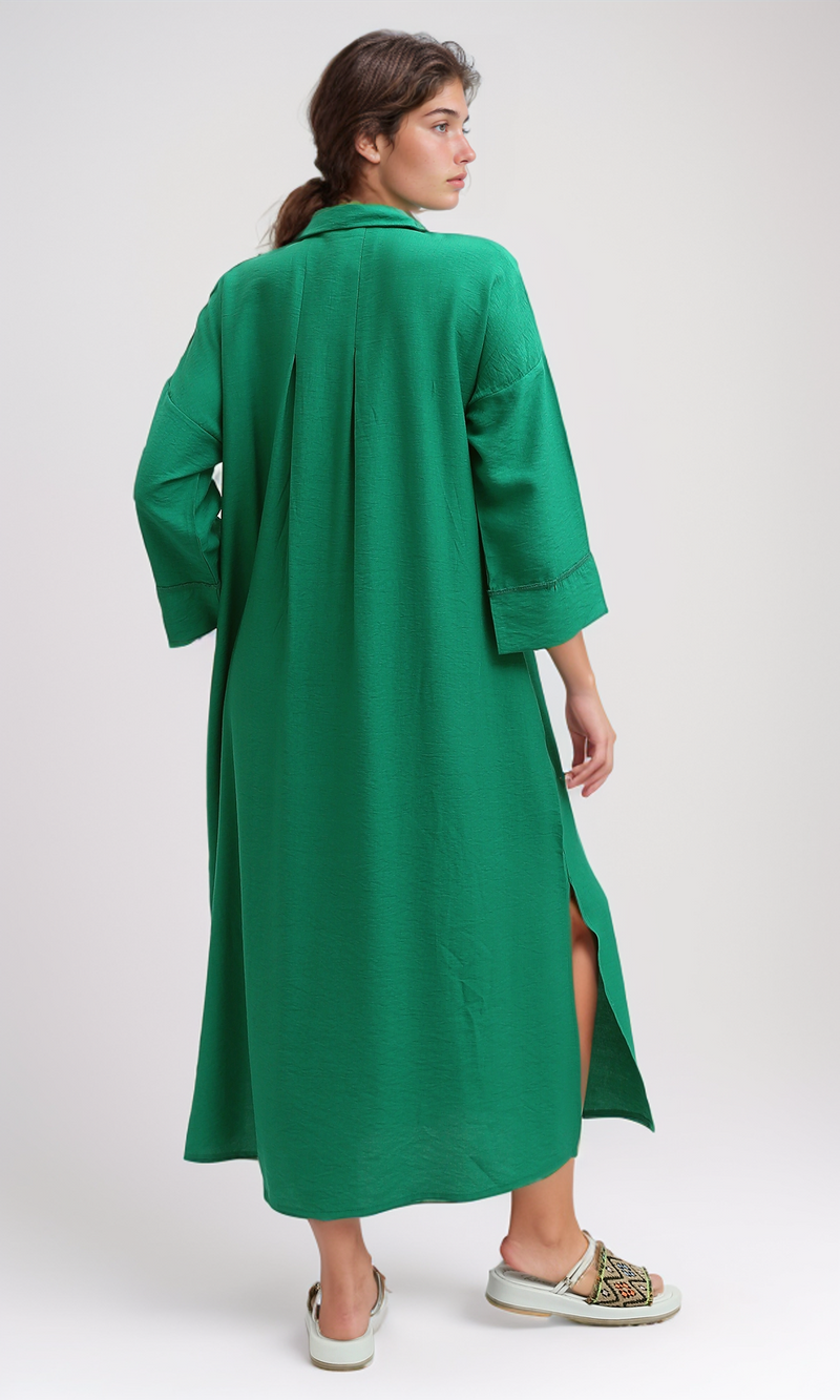 فستان قميص أخضر بأكمام طويلة وأزرار كاملة