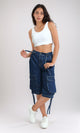 O198160 - Casual Multi-Pocket Short with Side Drawstring - Dark Jeans