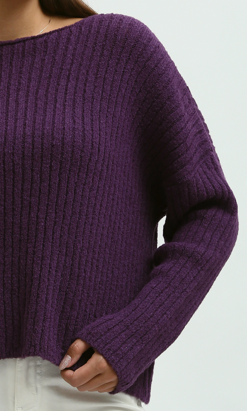 بلوفر بنفسجي غامق بنقشة ذاتية