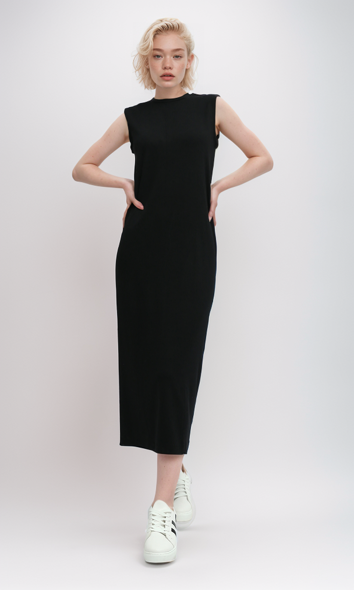 Sleek Ribbed High-Neck Sleeveless Midi Dress - Black - O198523