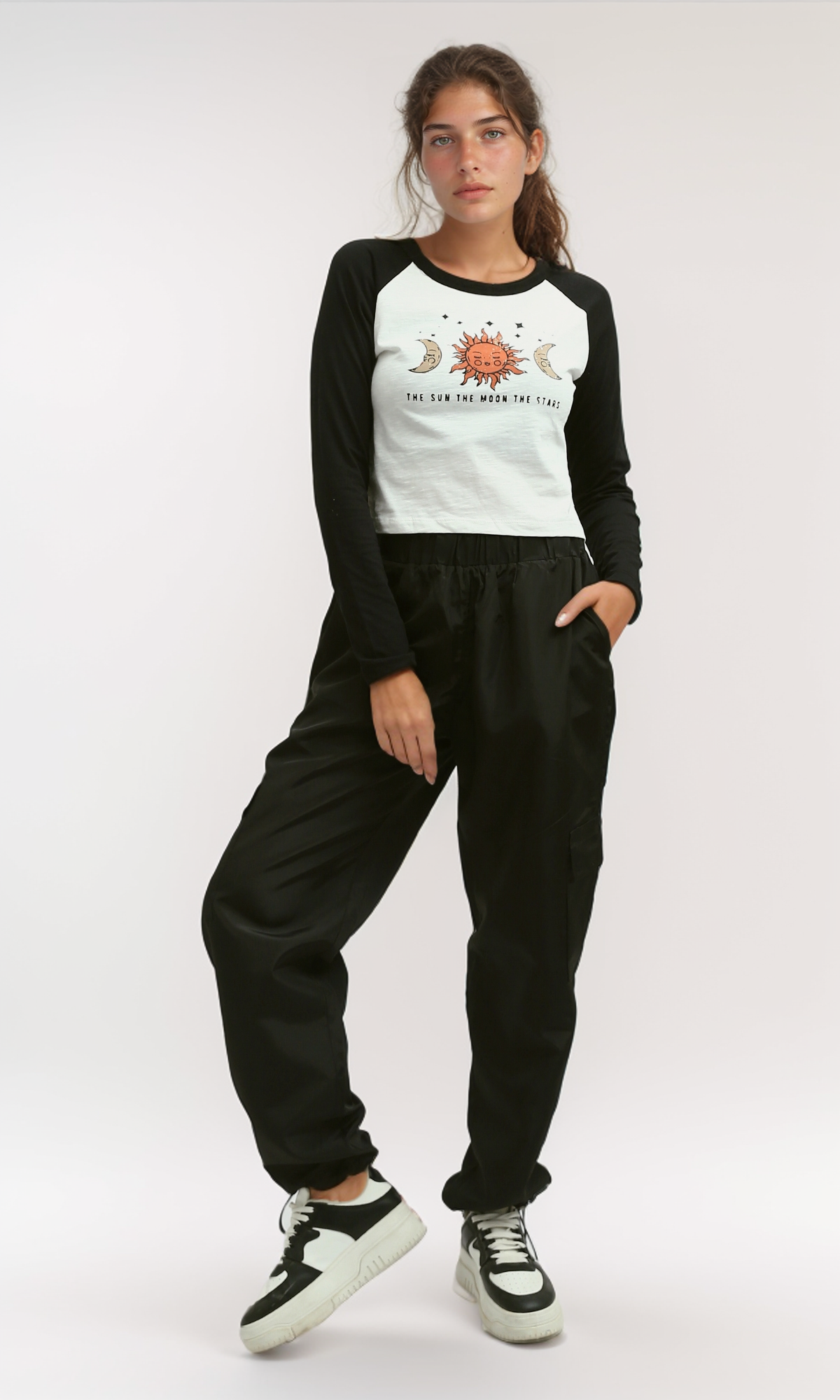 O198538 - White & Black Sleeve Cropped Tee Printed