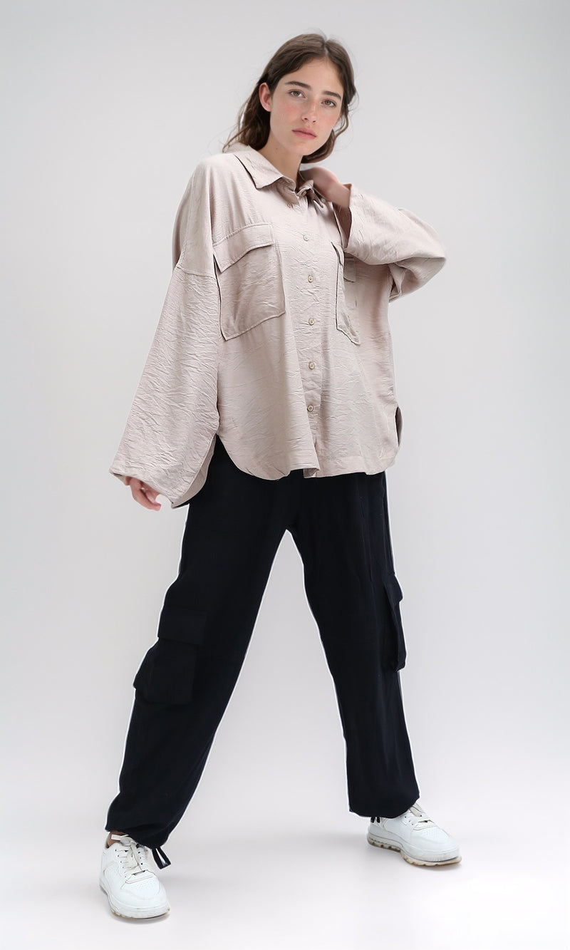 قميص بأكمام 3/4 بيج مع جيوب جانبية