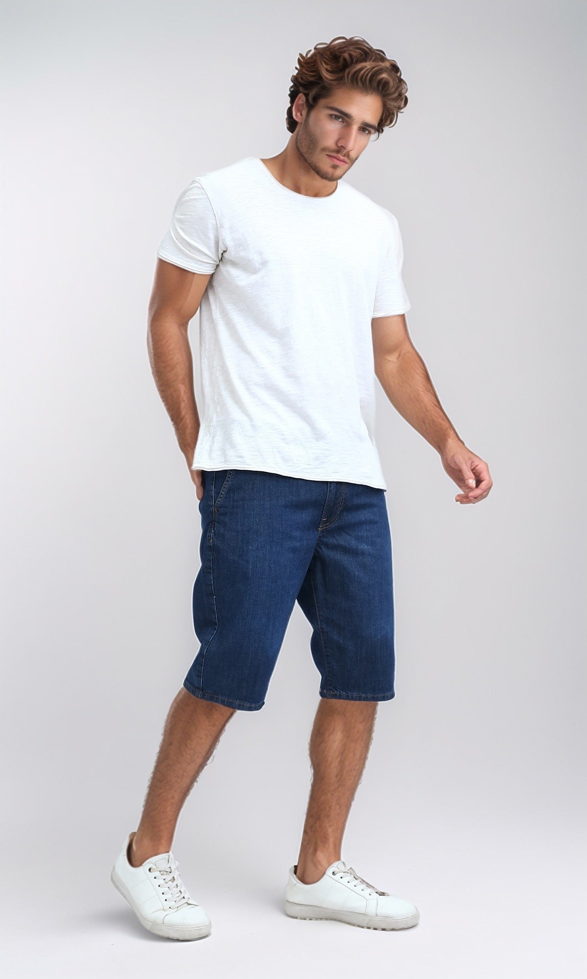 Classic Indigo Straight-Fit Denim Shorts - O198729