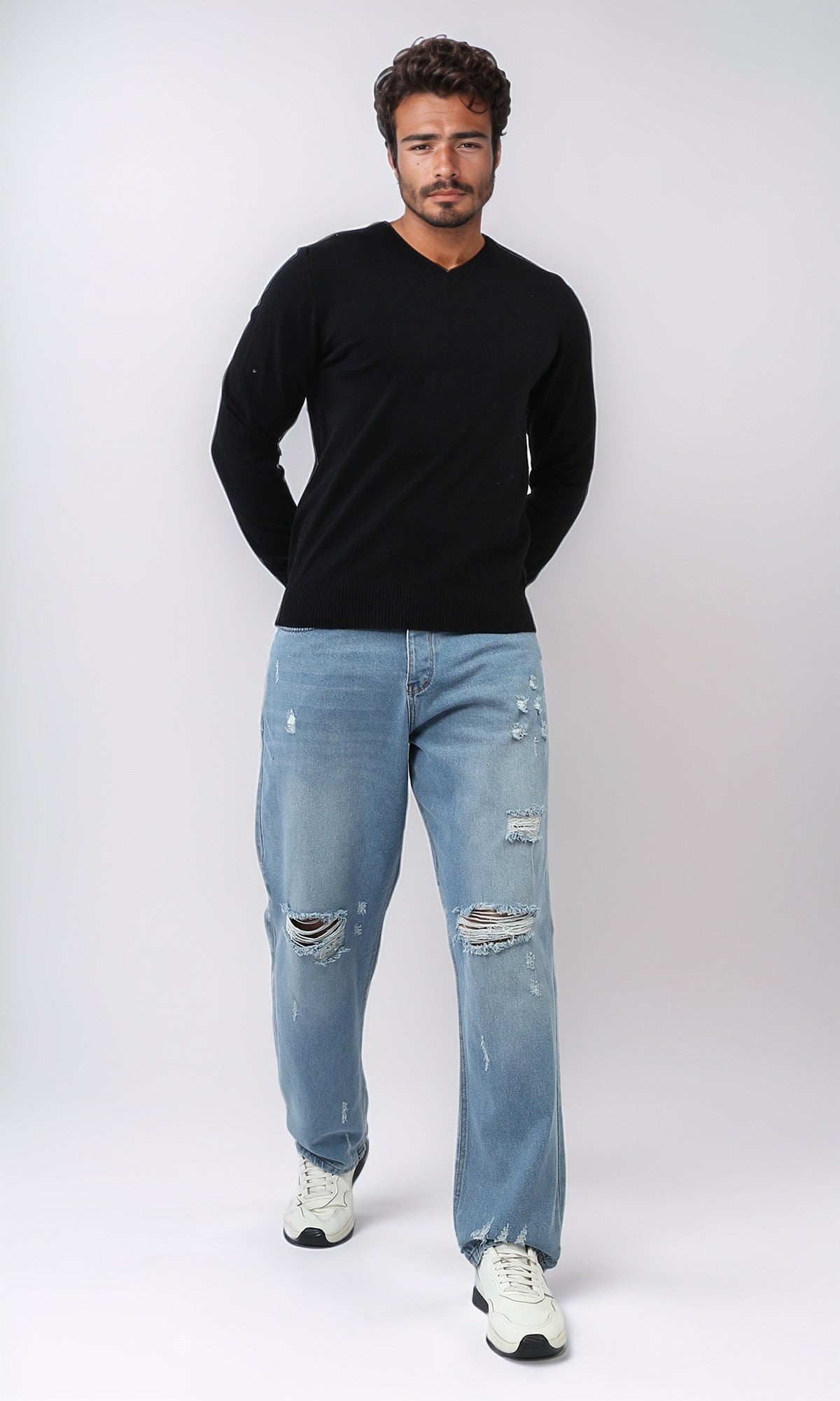 Essential Solid Black V-Neck Knit Pullover - O198782