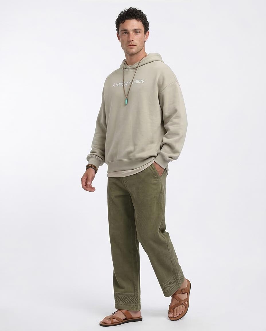 Ravin Oversized "Tasmania" Graphic Hoodie – Sand Khaki - O199182