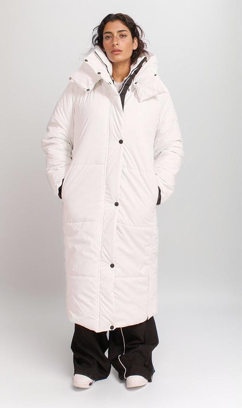 O199331 - Long Puffer Coat - White