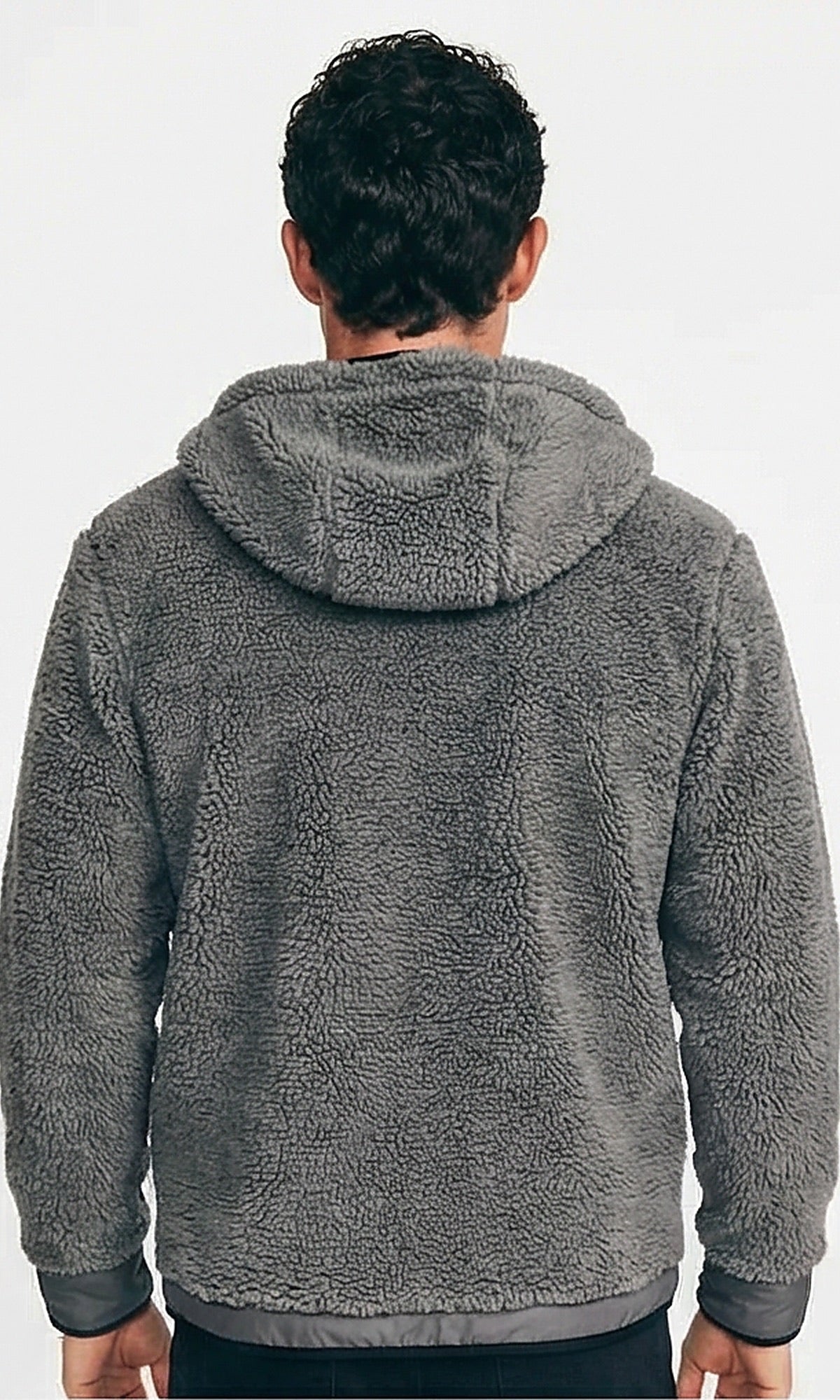 هودي رافين رجالي بسحاب، مادة شيربا مضلعة وبلون رمادي فاتح