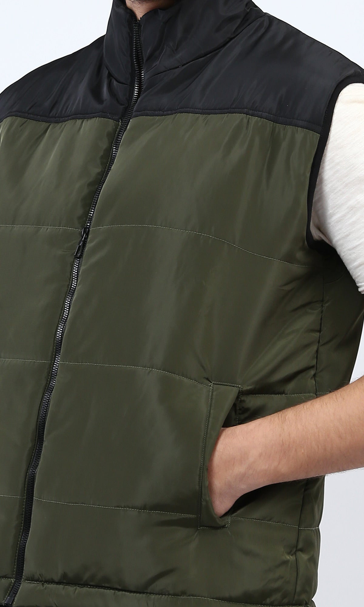 o199958 - Regular Fit Bomber Vest Sleeveless - Olive & Black