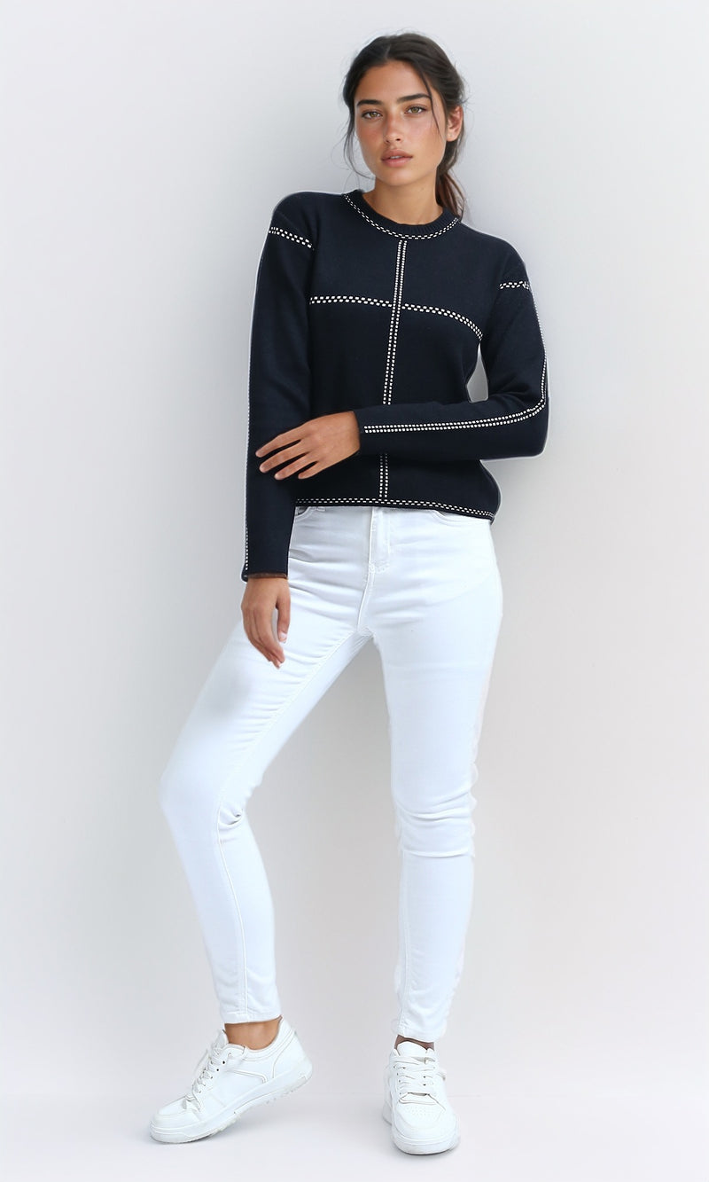 O200395 - Round Long Sleeves Solid Pullover - Black