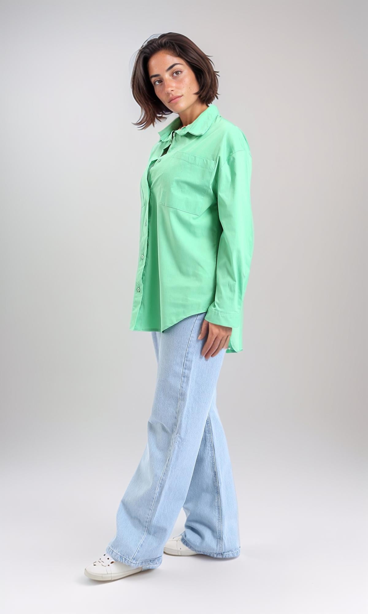 Light Wash High-Waisted Wide Leg Jeans