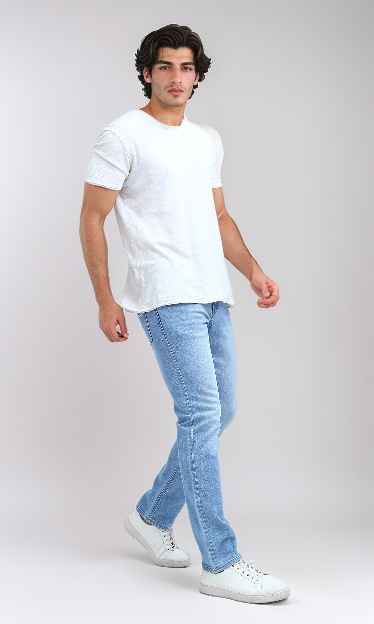 Light Wash Slim-Straight Fit Denim Jeans - O201087