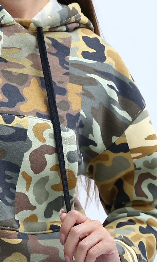 Women's Patchwork Camo Cropped Hoodie - Multi - O201269