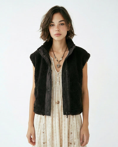 o202288-REVERSIBLE FAUX-FUR VEST - BLACK