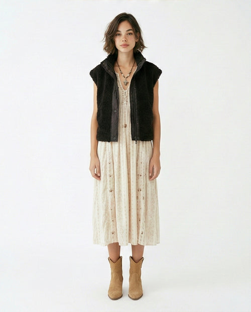 o202288-REVERSIBLE FAUX-FUR VEST - BLACK