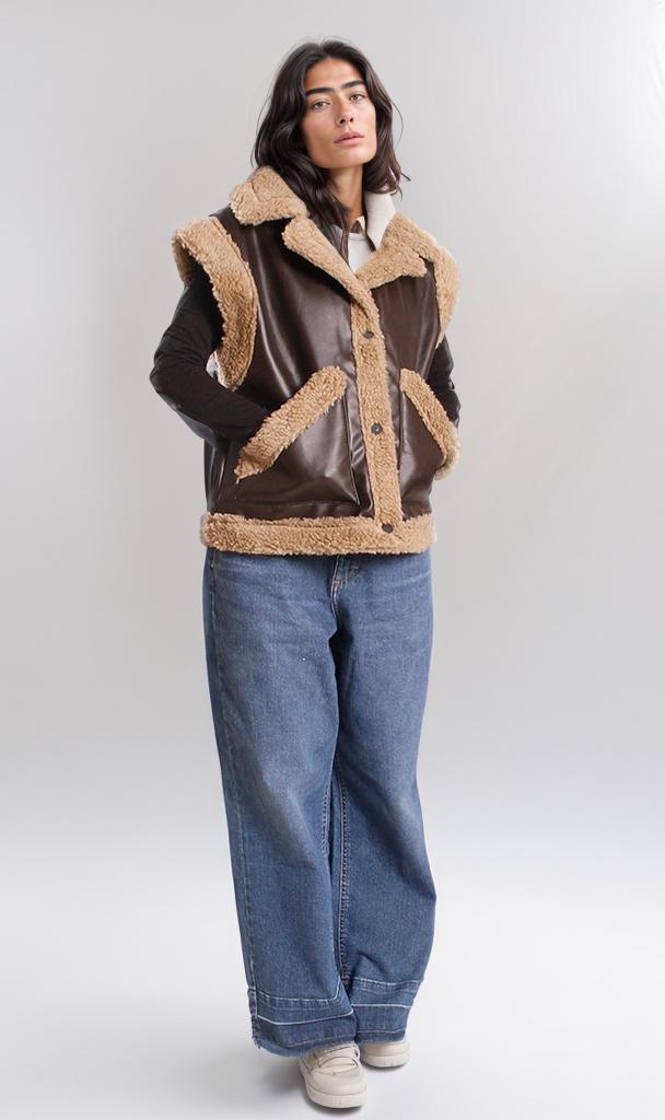 o202291-SHEARLING VEST WITH FAUX LEATHER DETAIL - BROWN