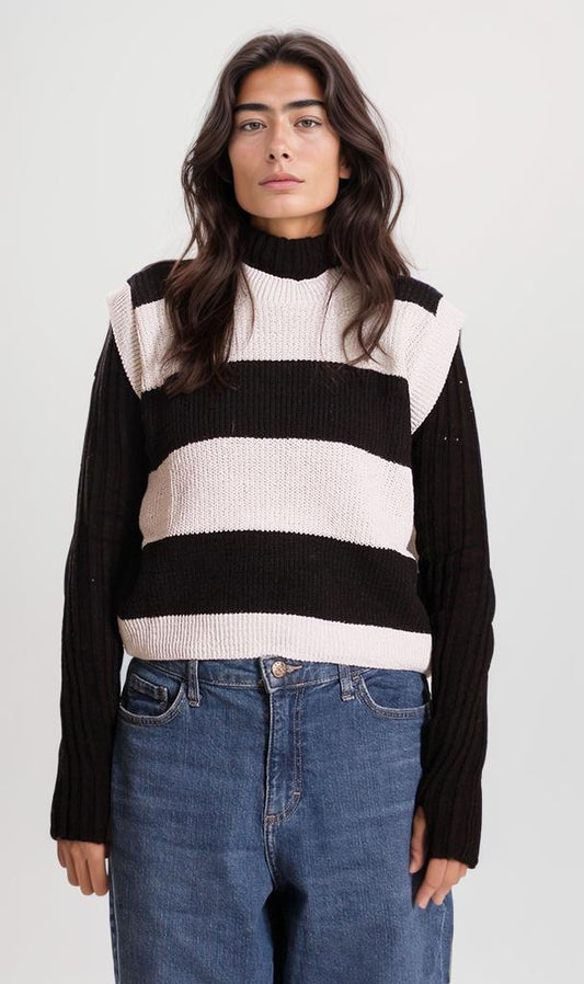 o202784-STRIPED KNIT SWEATER - BLACK & WHITE