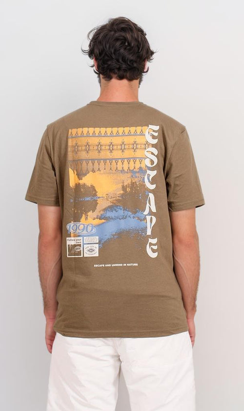O203114 - Escape Graphic T-Shirt – Olive Green