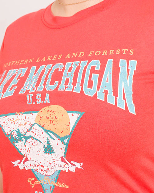 Ravin Women's Lake Michigan Graphic Cropped T-Shirt - Coral - O203256