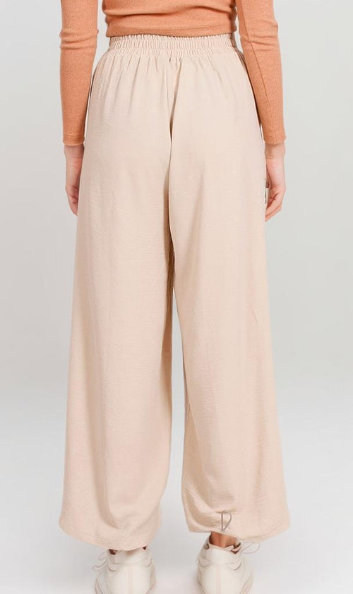 Stone Textured Elastic Waist Wide-Leg Trousers - O204324