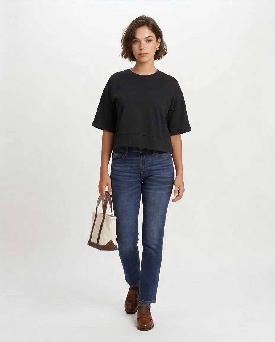 Ravin Women’s Boxy Cropped Tee with Seam Detail – Midnight Black - R204611