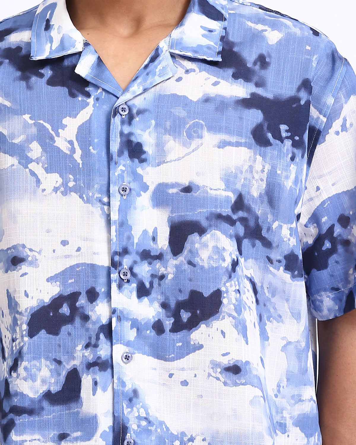 Ravin Abstract Watercolor Resort Shirt in Blue & White - R204704