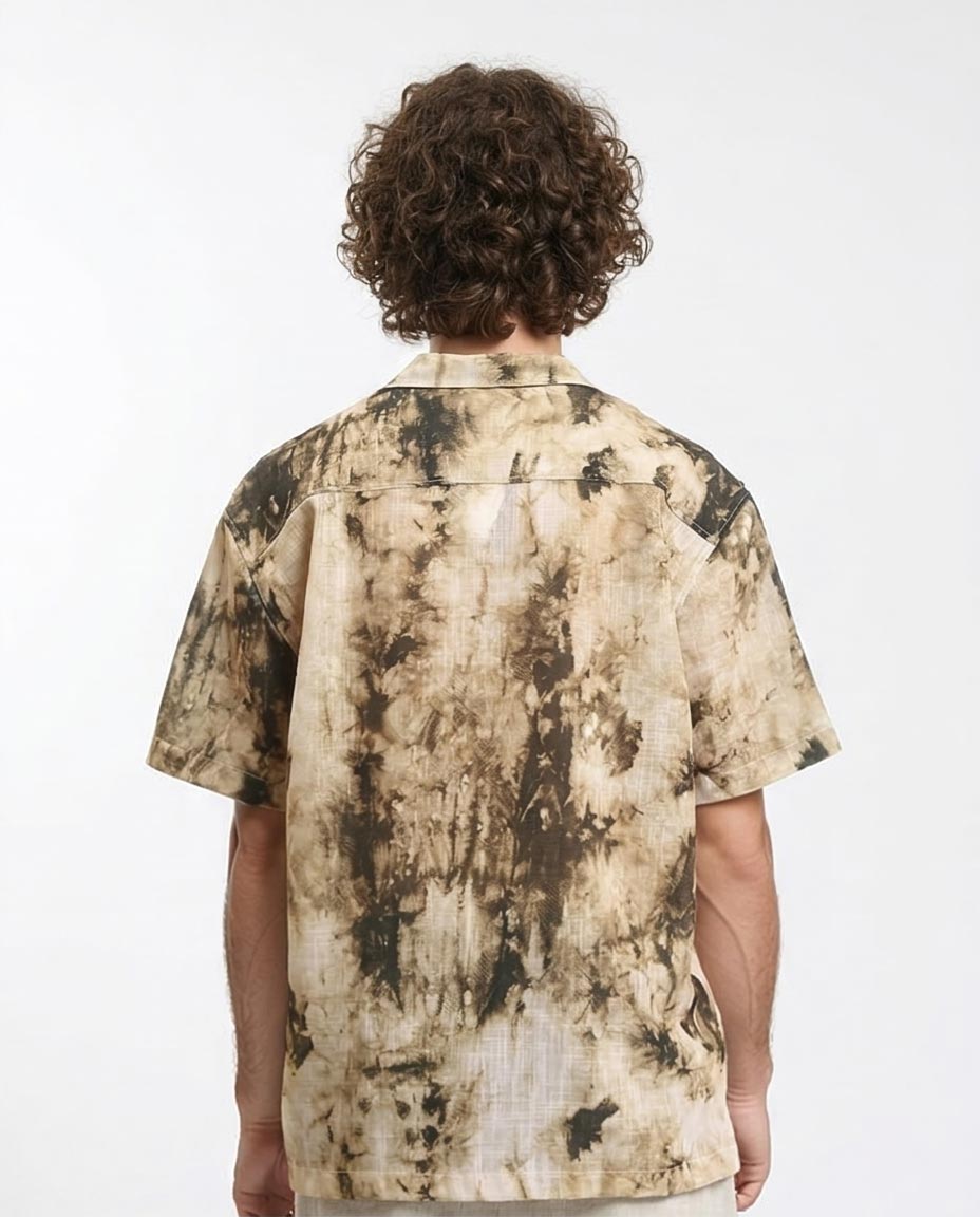 Ravin Abstract Tie-Dye Short-Sleeve Resort Shirt – Sand & Charcoal - R204709