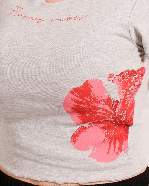 Ravin "Flower Vibes" Hibiscus Crop Tee in Heather Grey - R205513