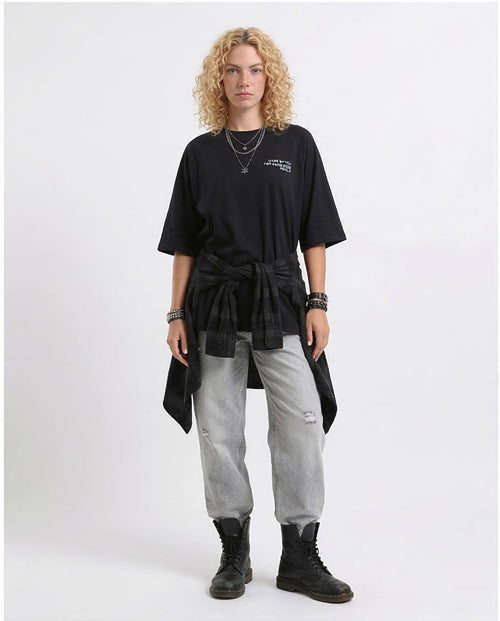 تيشيرت رافين أوفرسايزد راجلان "فيوتشر جاست ميد" بطبعة جرافيك - أسود - R205517