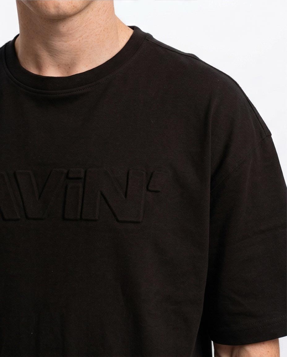 تيشيرت رجالي كبير الحجم وثقيل الوزن من ريفين بطبعة شعار "RAVIN" ثلاثي الأبعاد - R205814