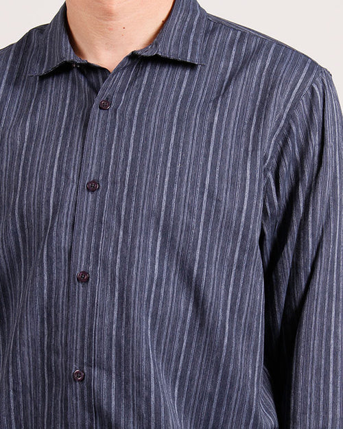 Ravin Men’s Easy-Care Striped Button-Down Shirt – Navy/Charcoal - R206060
