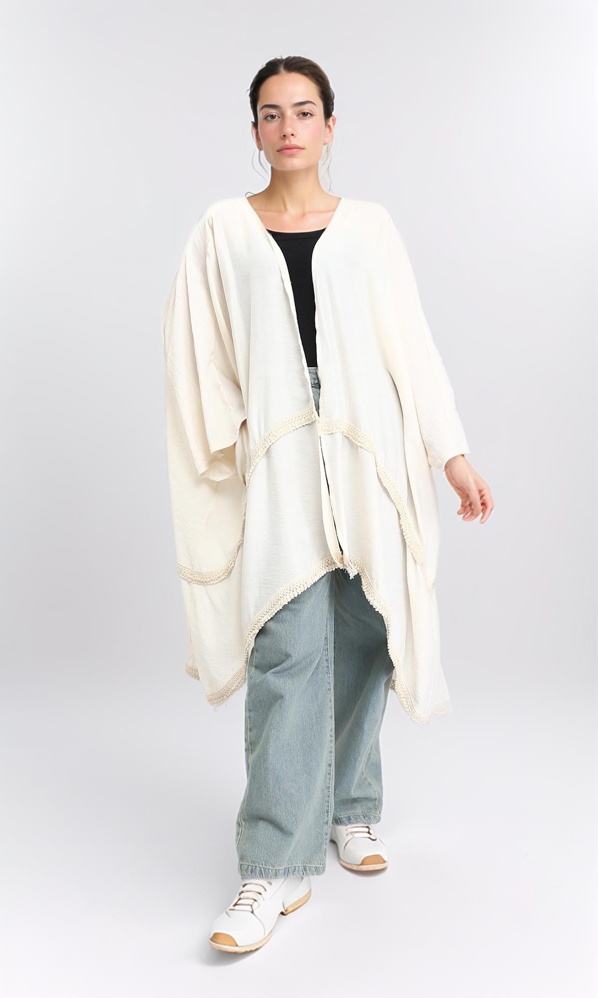R206345-S24W311-O.WHITE (السيارة)