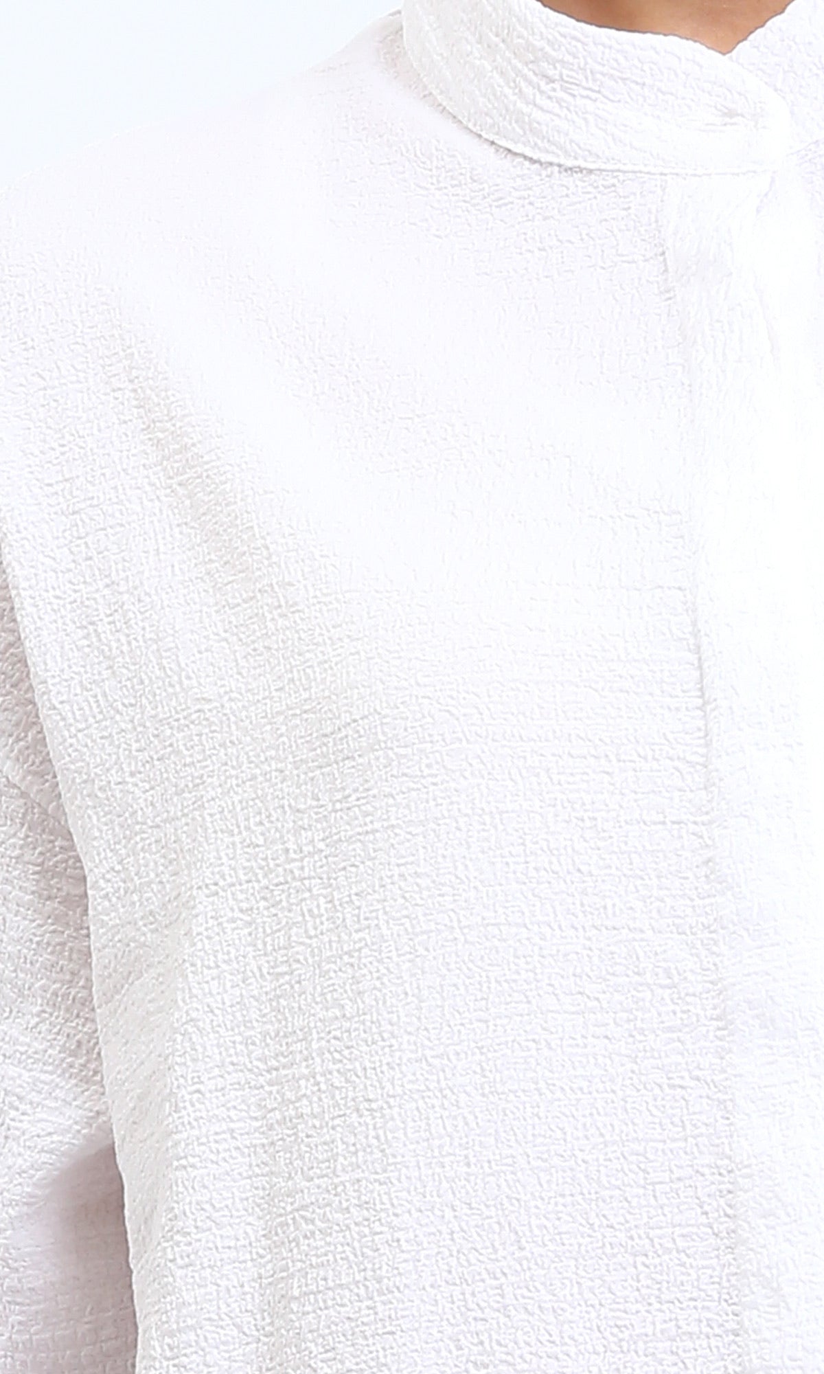 R206502 - Mandarin Collar Buttoned Textured Shirt - White